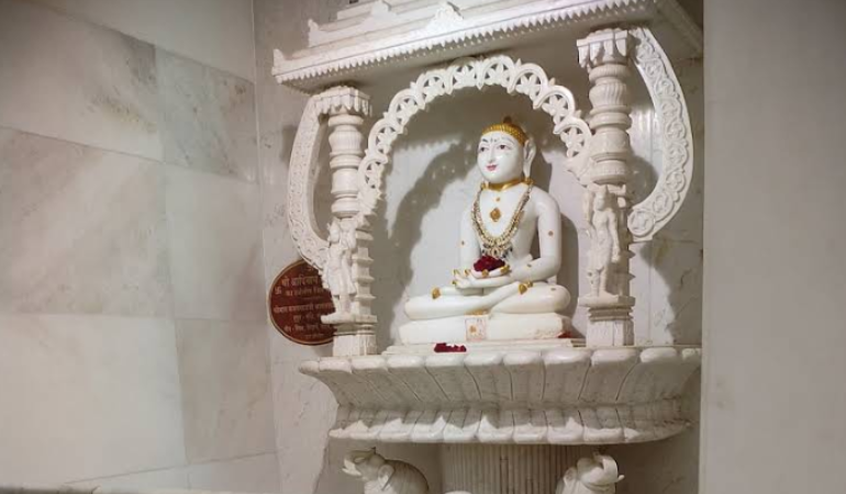 Clean rooms at Shree Kshetrapal Jain Atithi Bhavan